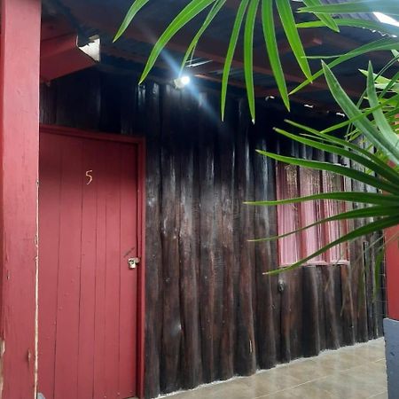 Cabinas El Botecito Muelle Εξωτερικό φωτογραφία